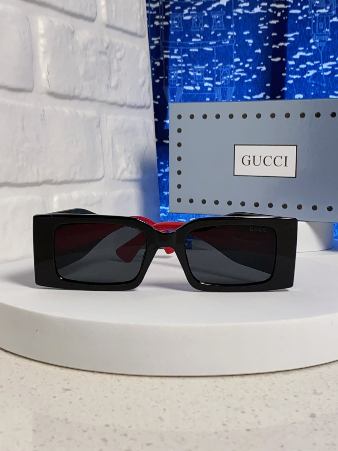 Eyewear product detail
