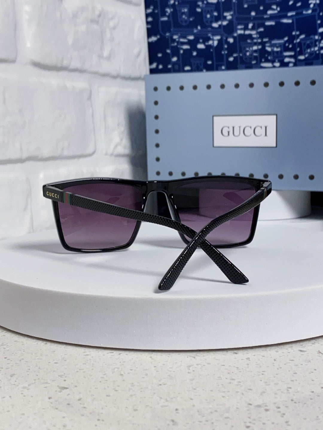 Eyewear product detail