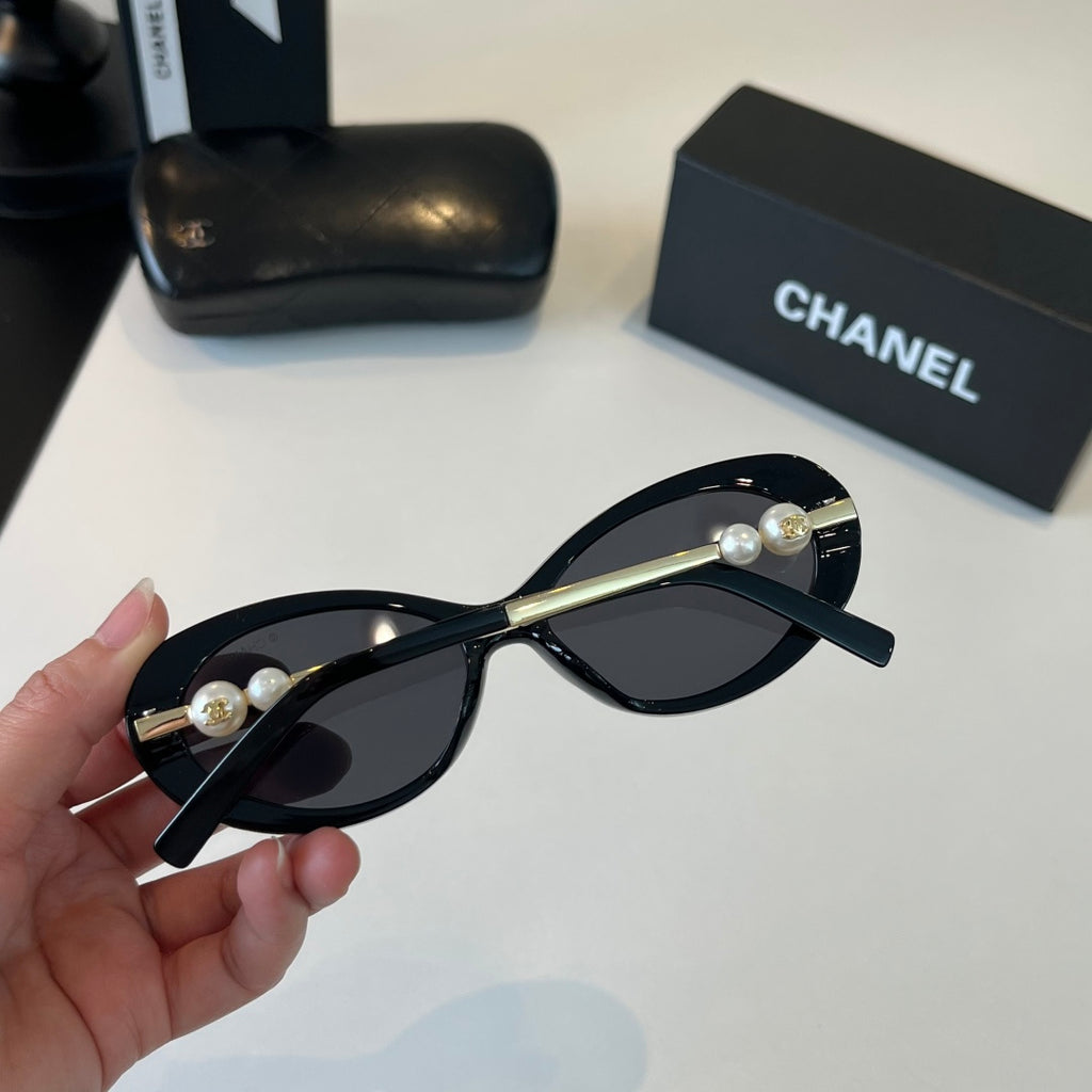Eyewear product detail