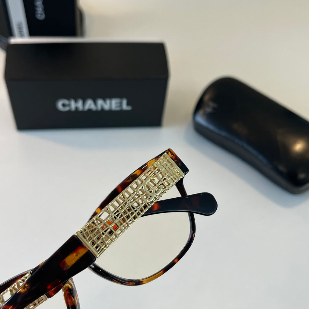 Eyewear product view