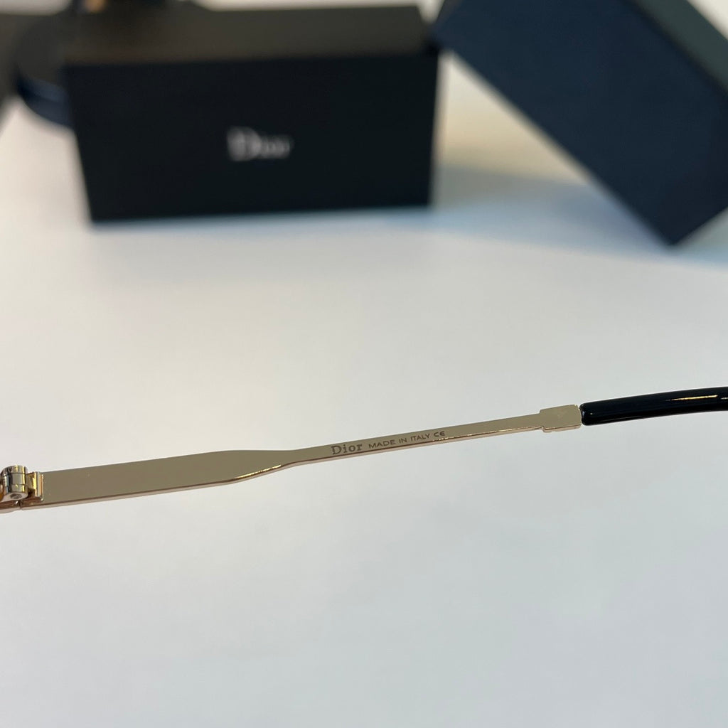 Eyewear product view