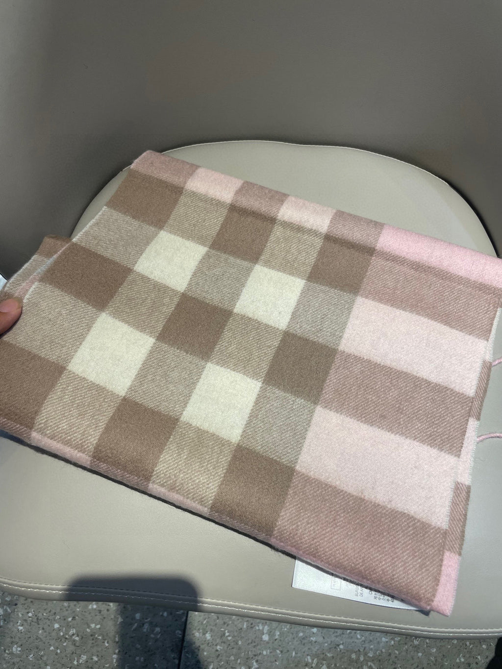 Scarf product detail