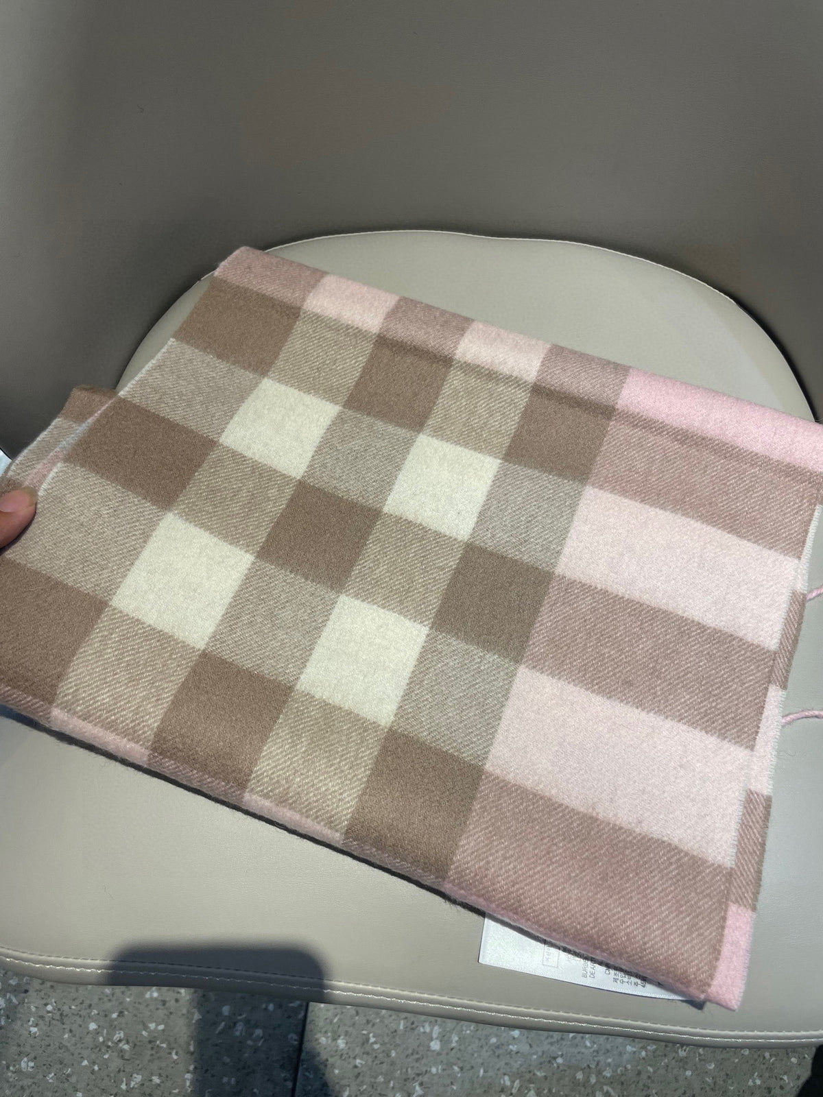 Scarf product detail