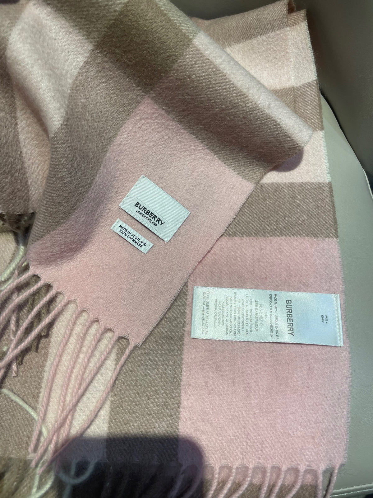 Scarf product detail