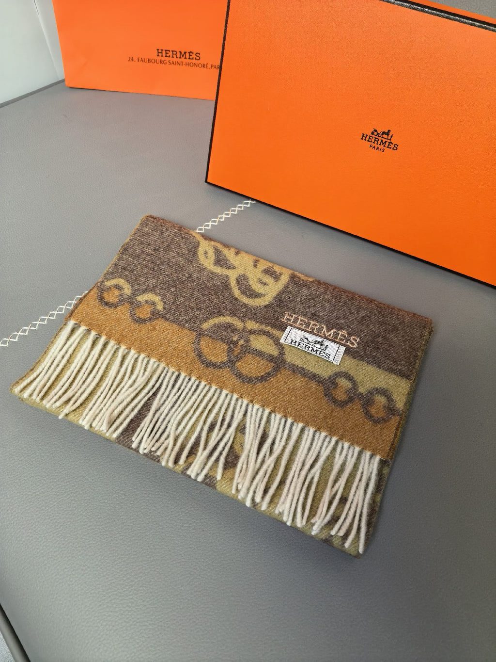 Scarf product detail
