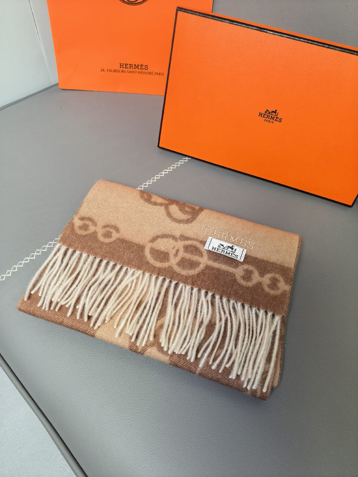 Scarf product detail