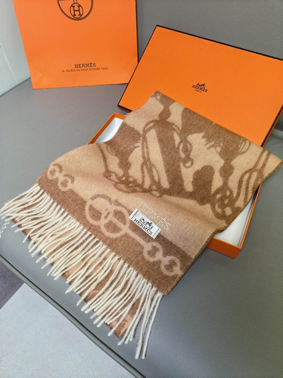 Scarf product detail