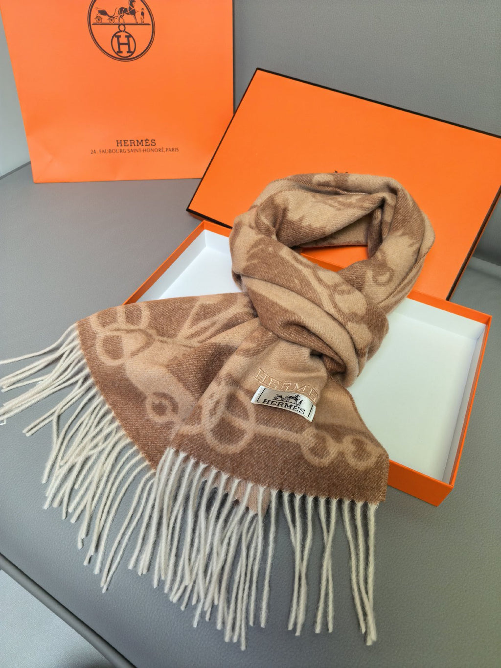 Scarf product detail