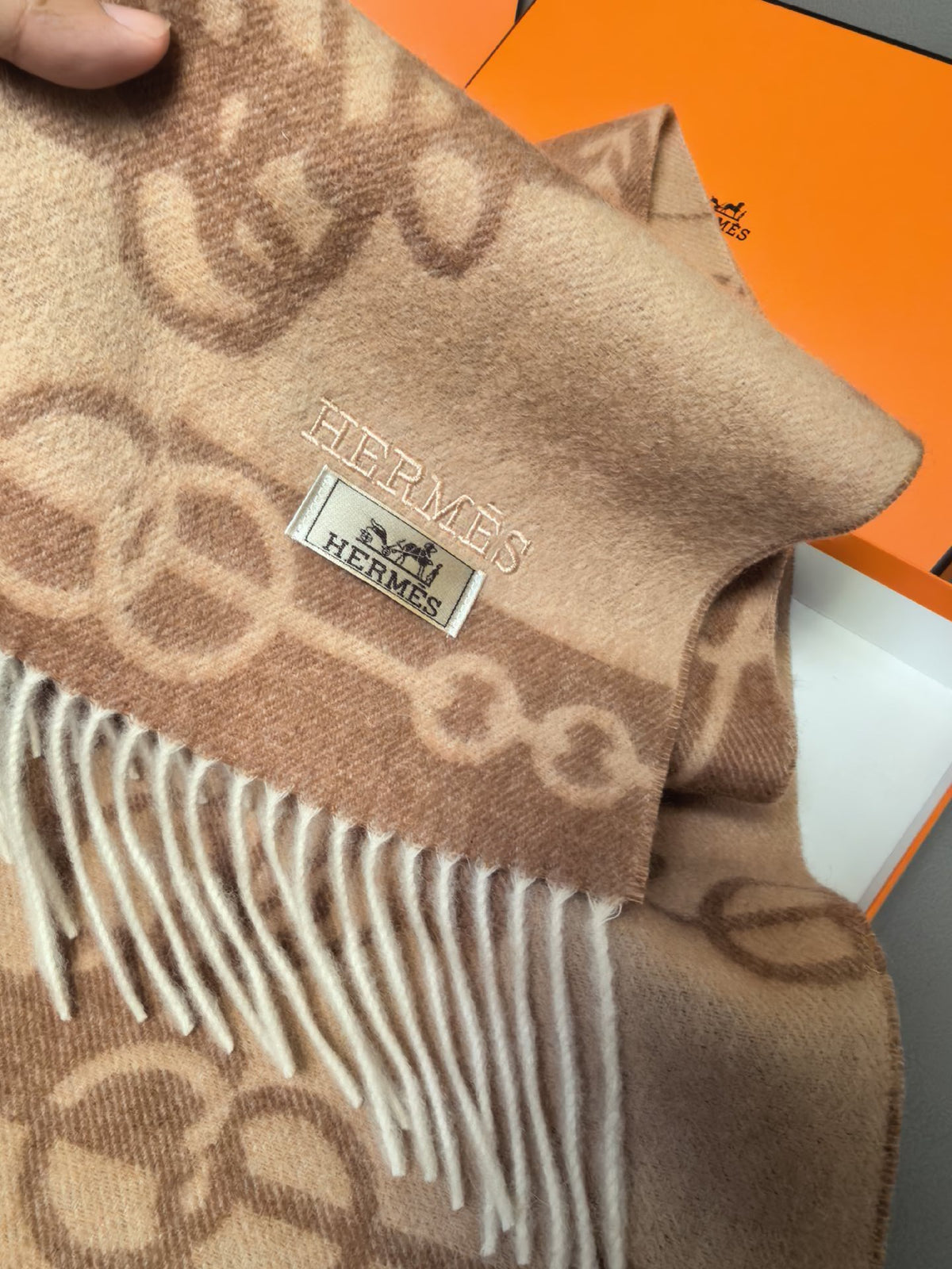 Scarf product detail