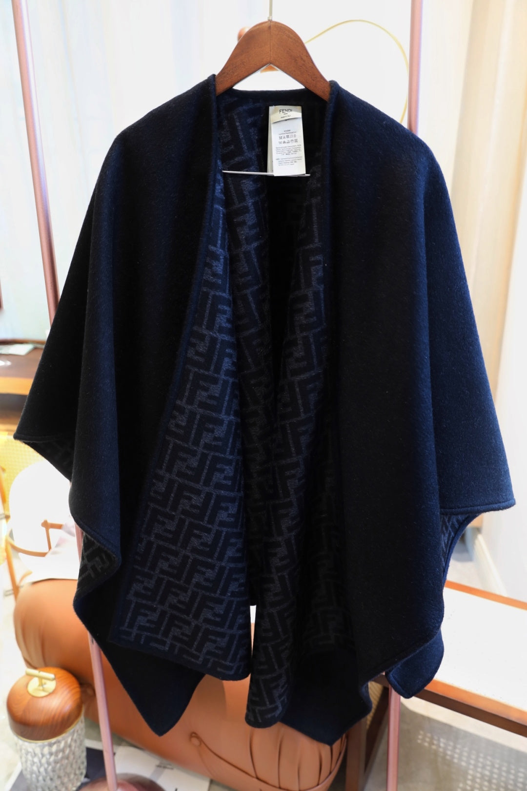 Scarf detail
