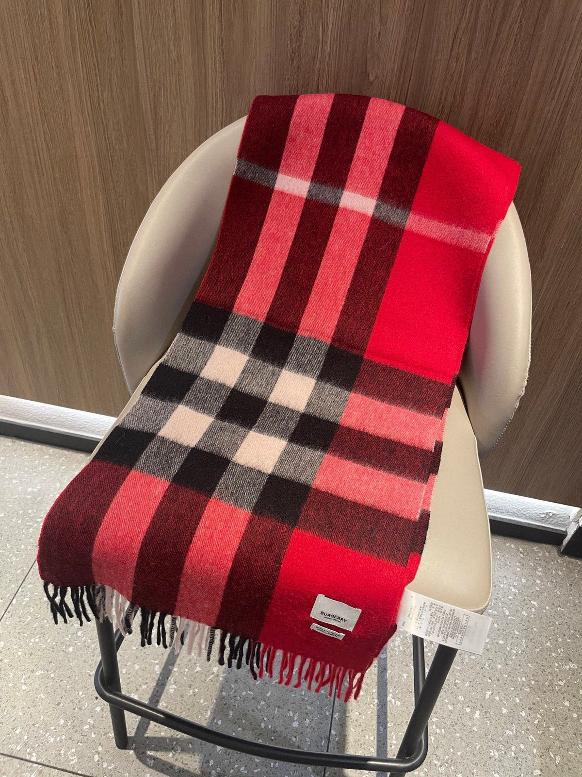 Scarf product detail