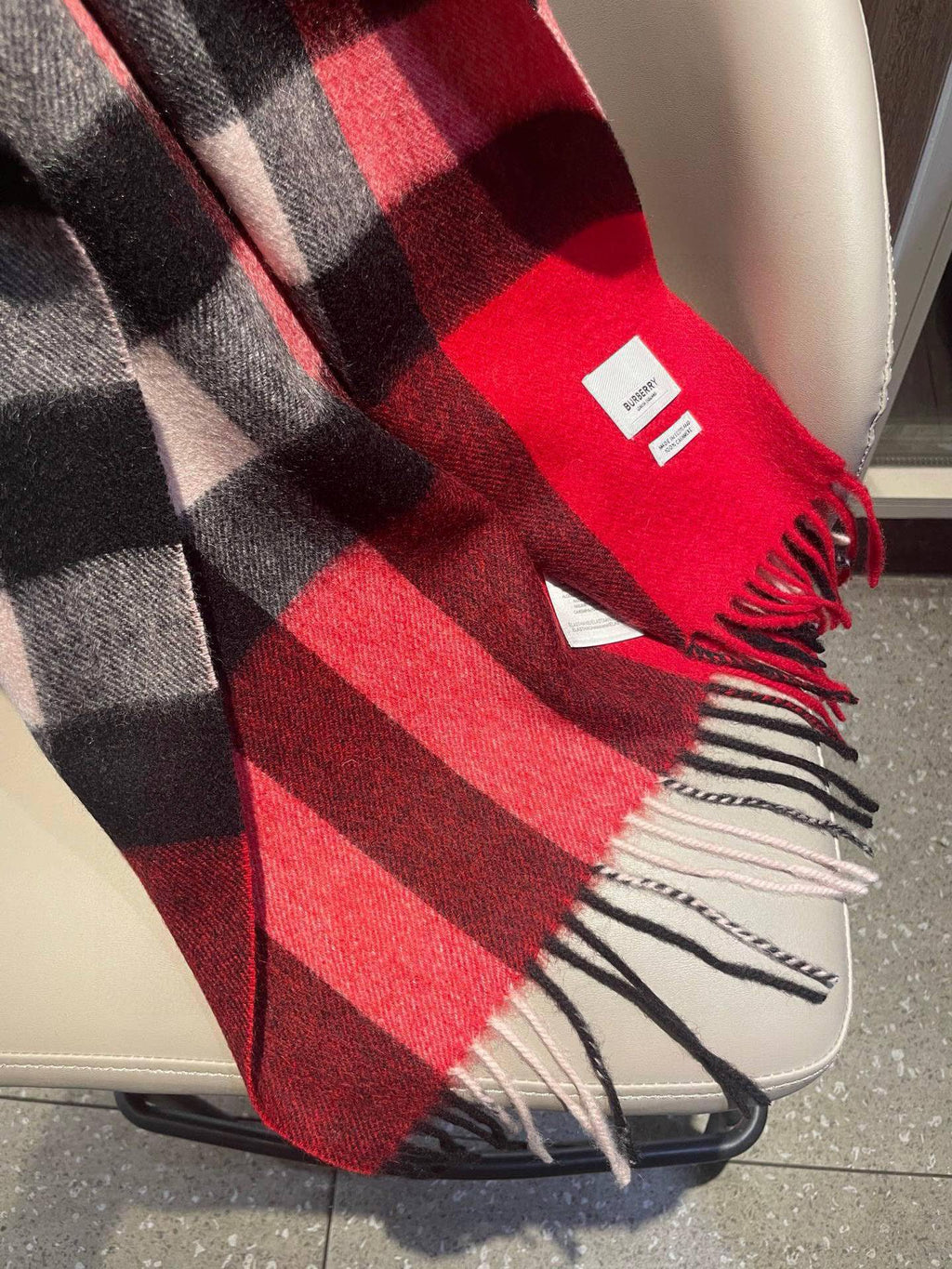 Scarf product detail