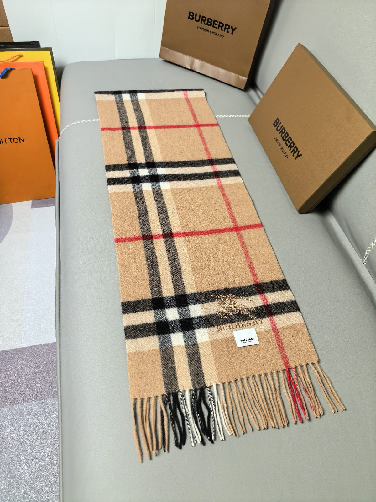 Scarf product detail