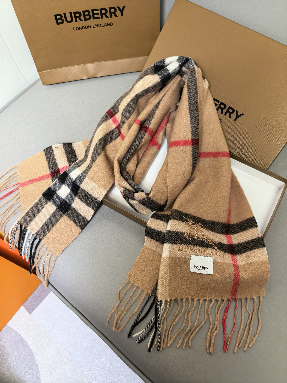 Scarf product detail