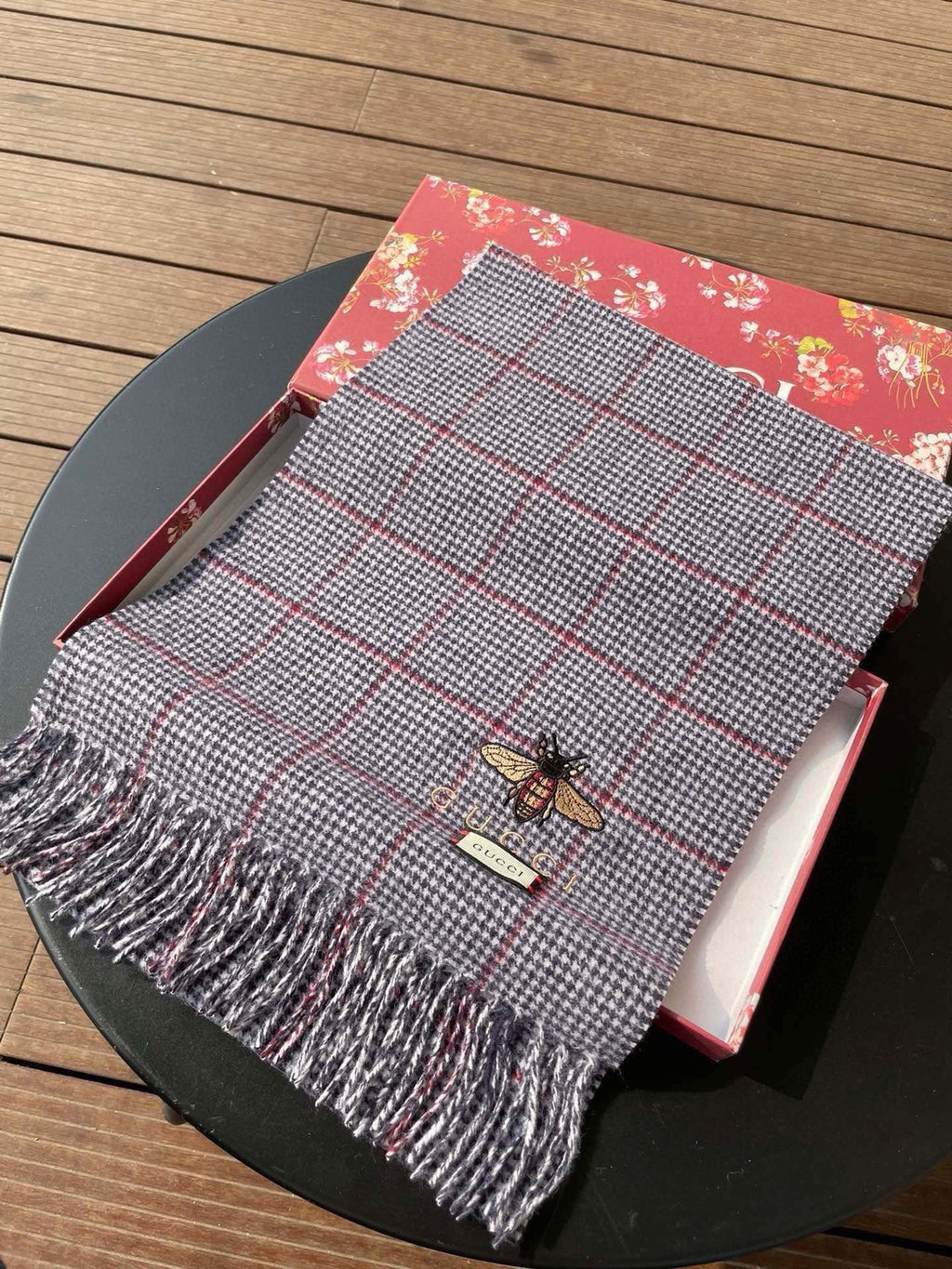 Scarf product detail