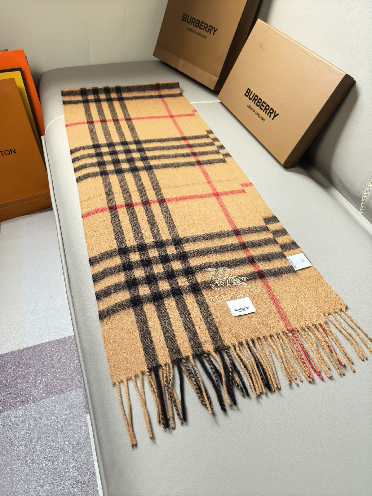 Scarf product detail
