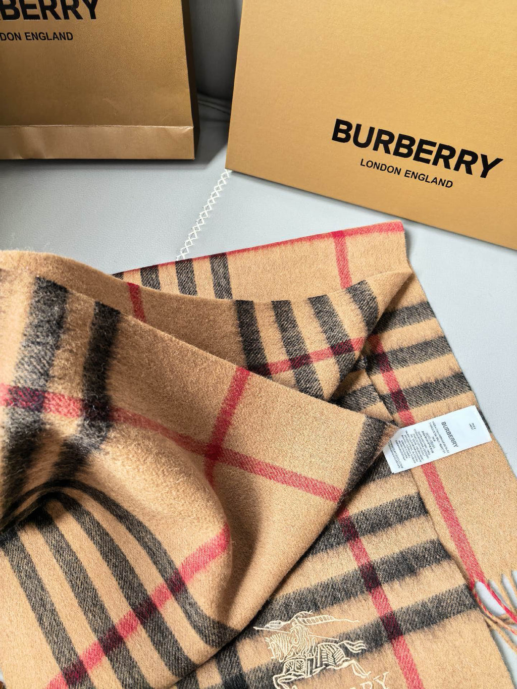 Scarf product detail
