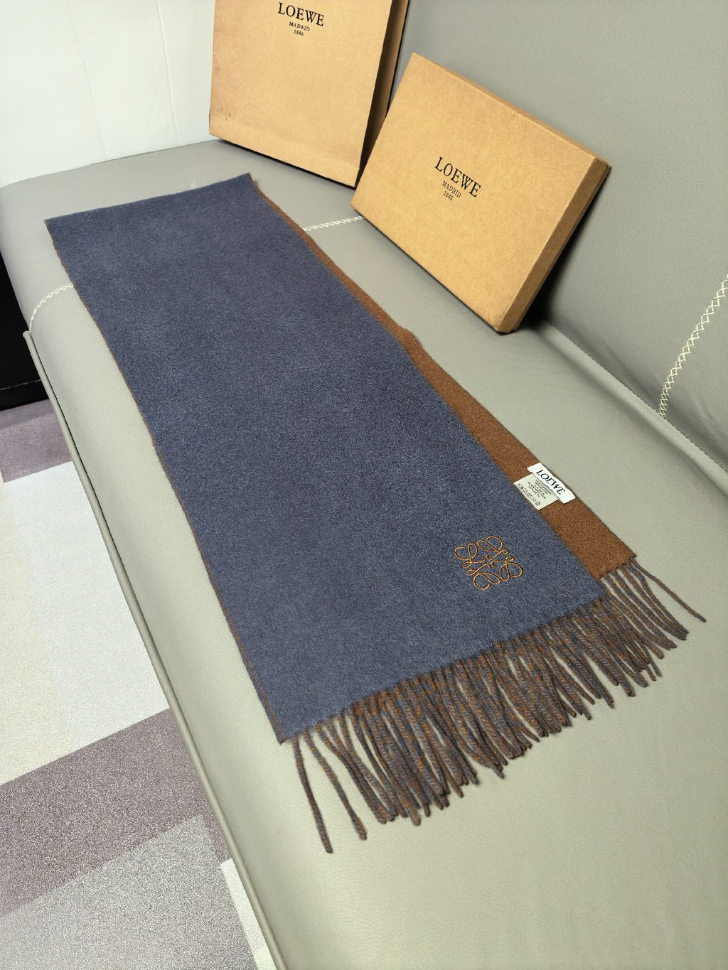 Scarf product detail