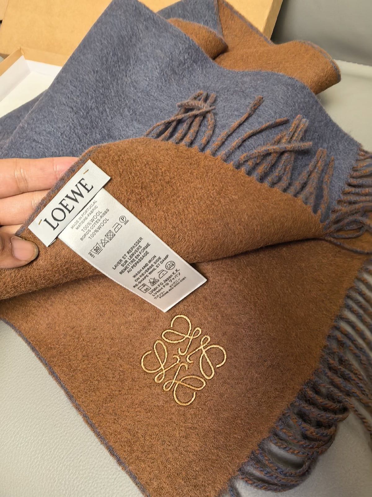 Scarf product detail