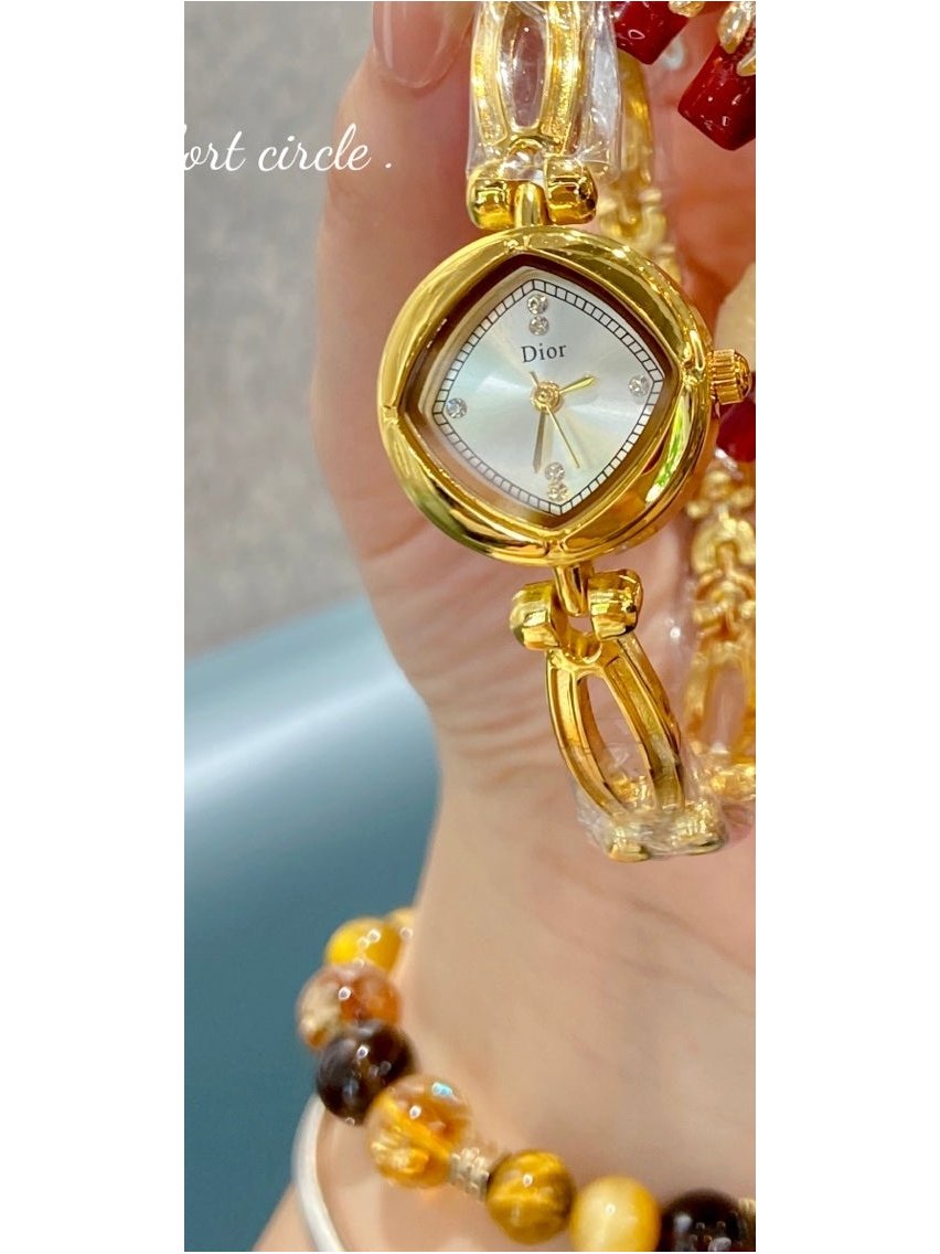 c11-gold-white