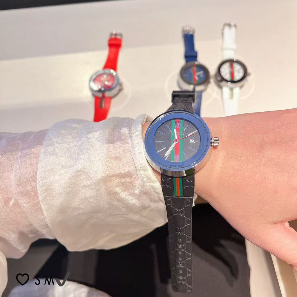 Striped Dial Silicone Strap Quartz Watch