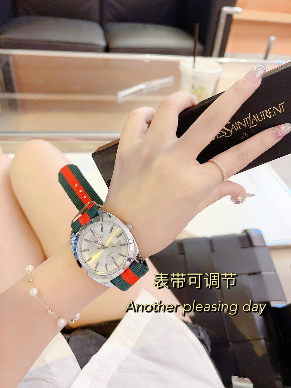 Striped Strap Round Dial Quartz Watch
