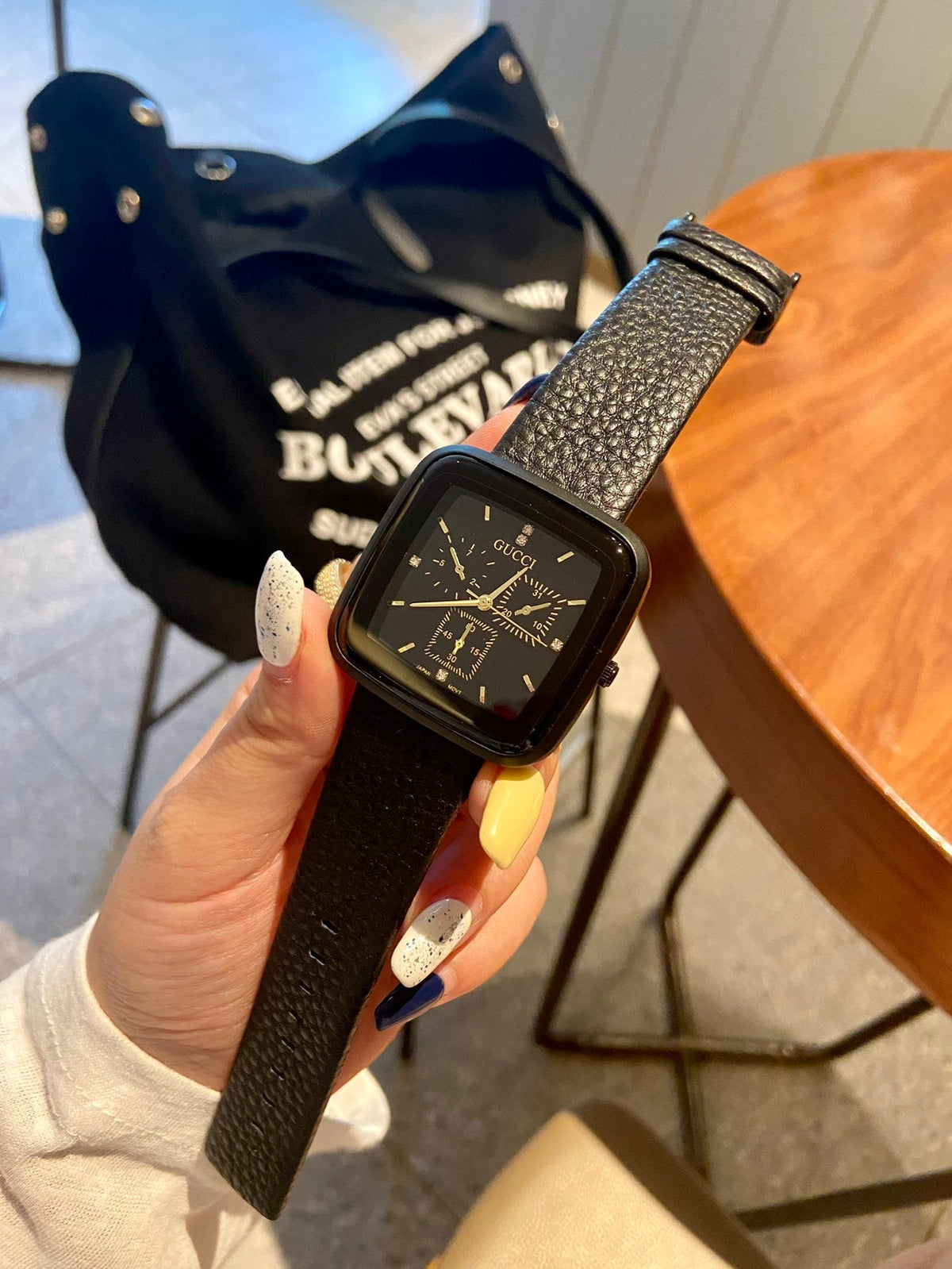 Minimal Square Dial Leather Strap Quartz Watch
