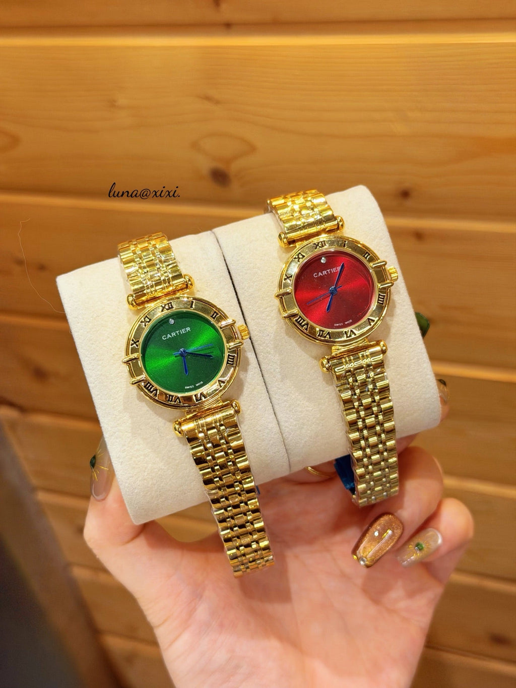 Colorful Round Dial Bracelet Quartz Watch