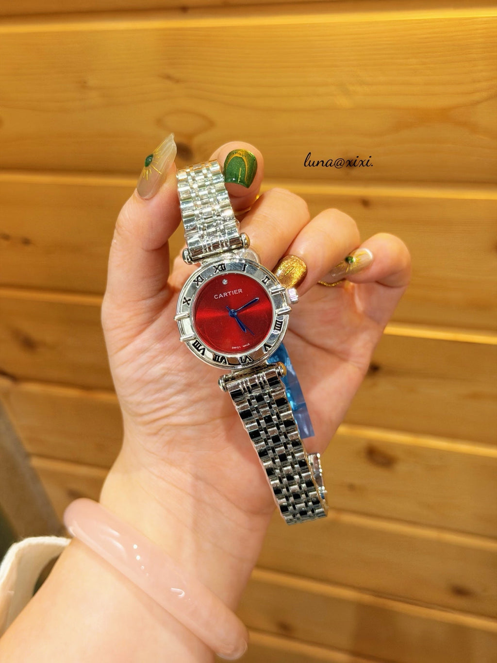 Round Dial Crystal-Style Bracelet Quartz Watch
