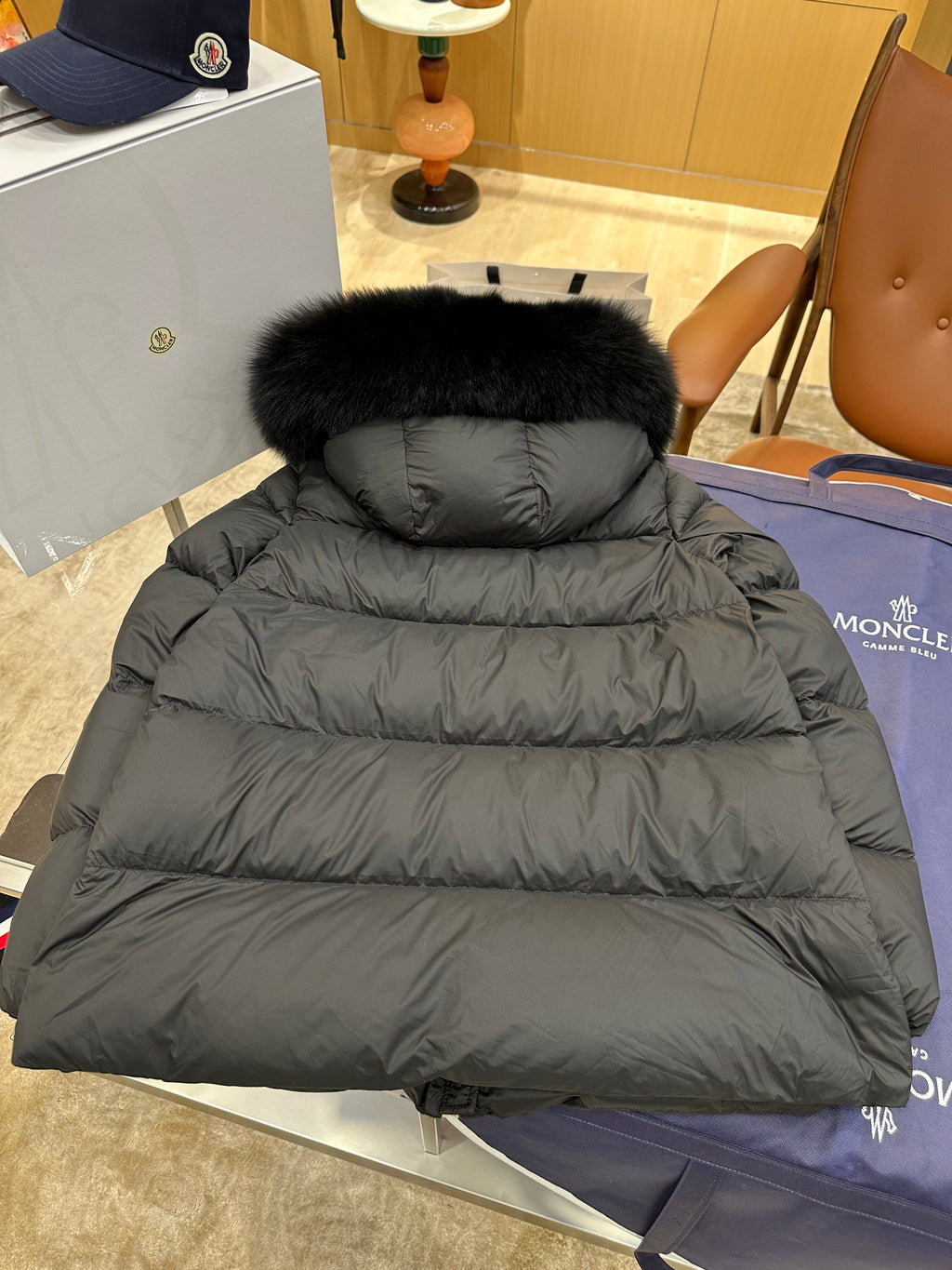 Women's Fur-Collar Hooded Down Puffer Jacket