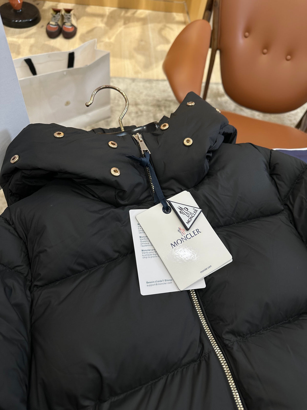 Women's Fur-Collar Hooded Down Puffer Jacket