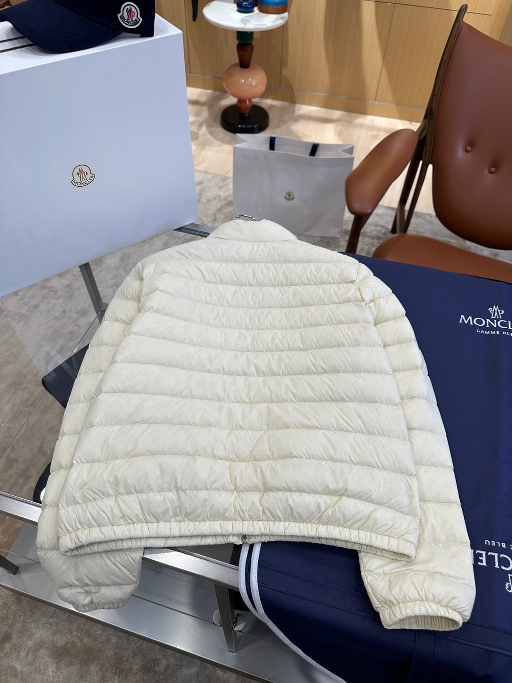 Women's Short Stand-Collar Down Jacket