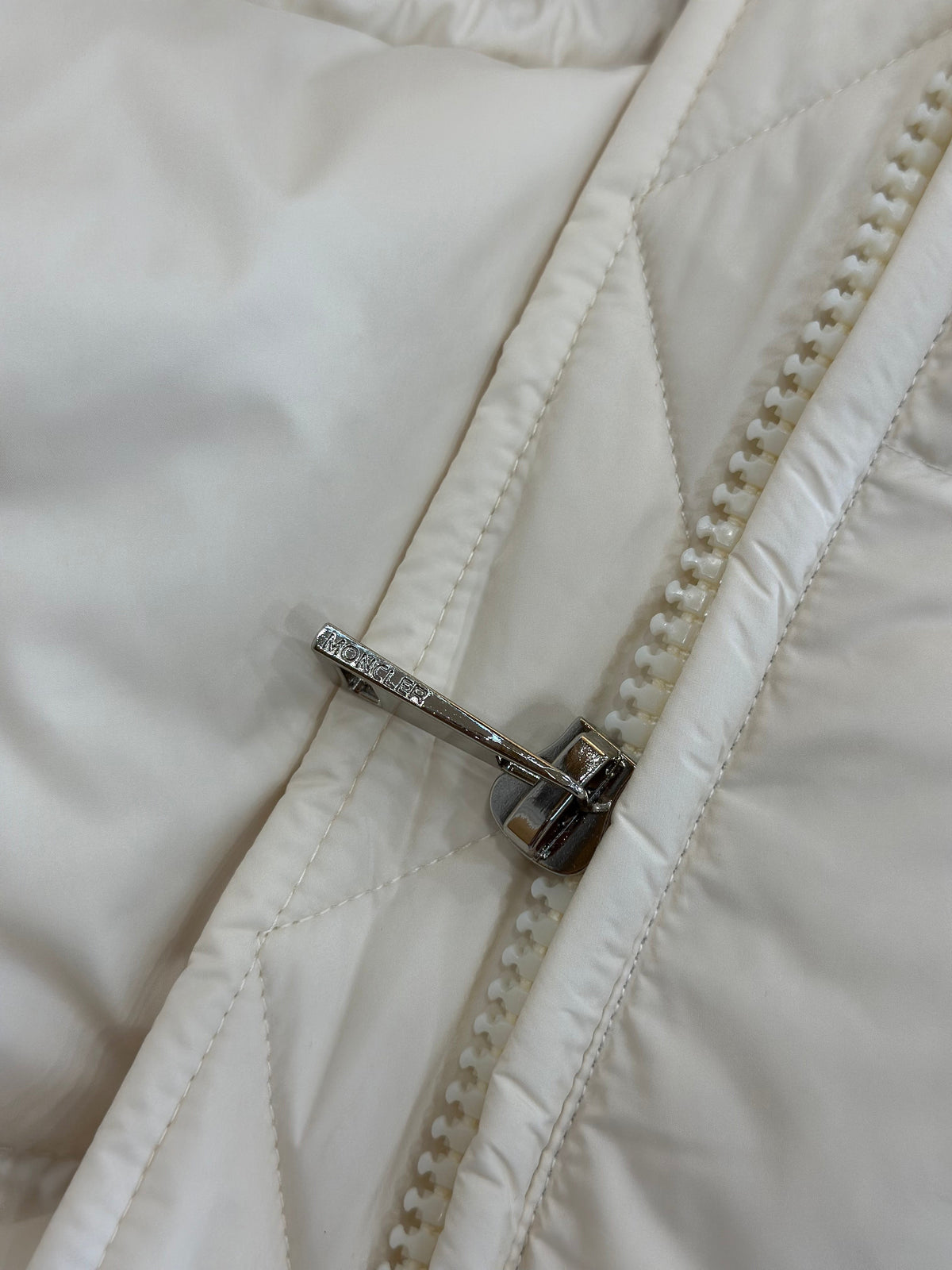 Women's Textured Knit-Panel Down Jacket