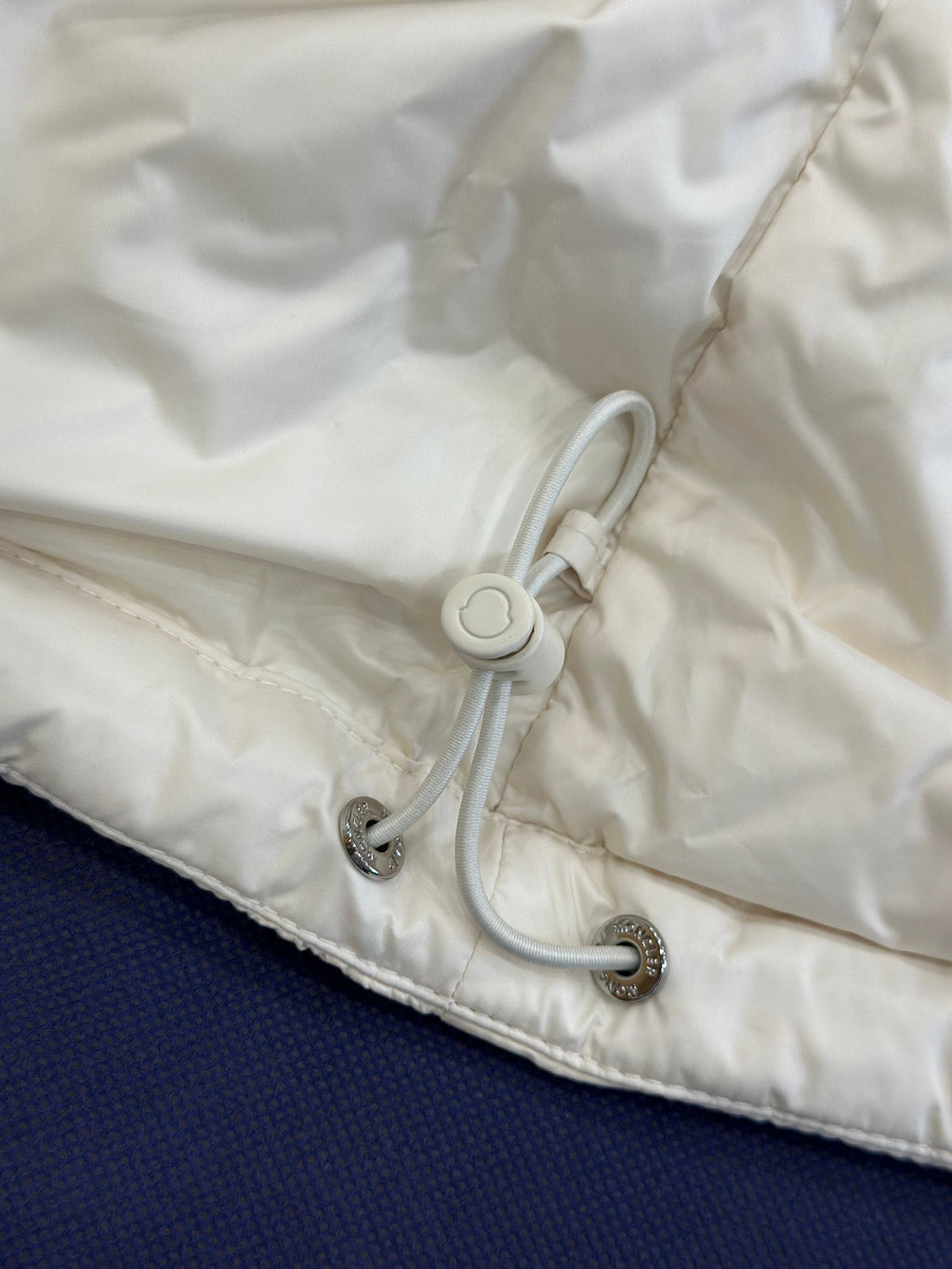 Women's Textured Knit-Panel Down Jacket